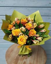 Букет цветов из:  Альстромерии и Розы в Суслонгере
