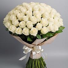 Букет 101 беля роза Белоснежка в Суслонгере