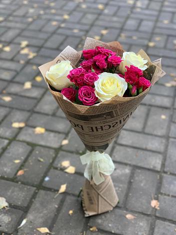 Букет цветов из: Розы в Суслонгере