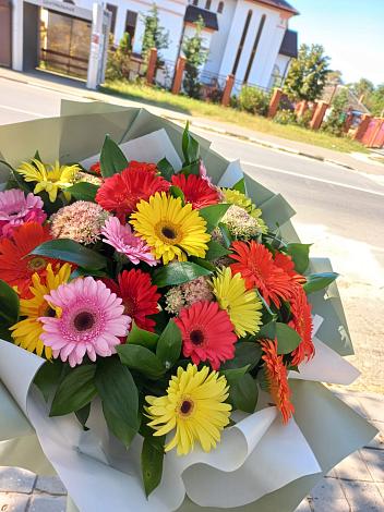 Букет цветов из: Герберы в Суслонгере