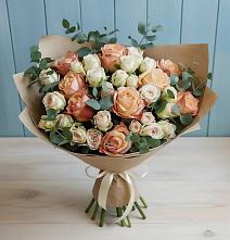 Букет цветов из:  Альстромерии и Розы #REPLACE_PRED# Суслонгере