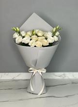 Букет цветов из:  Розы и Лизиантусы в Суслонгере